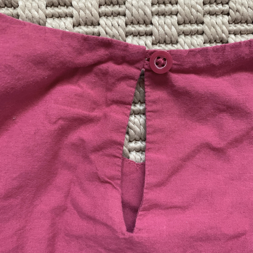 š„FINAL SALE: Gap Raspberry Embroidered Girls Dress - Picture 4 of 8